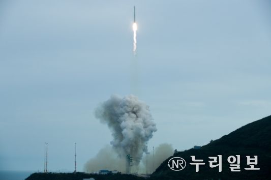 박완수 경남도지사, 누리호 3차 발사 성공 축하 메시지 전해