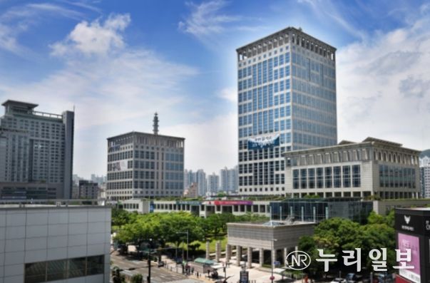 부산시청사