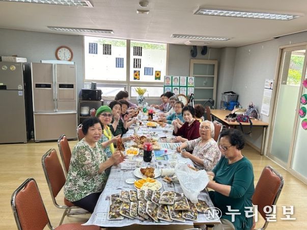 블라인드 | 삼송 뉴스