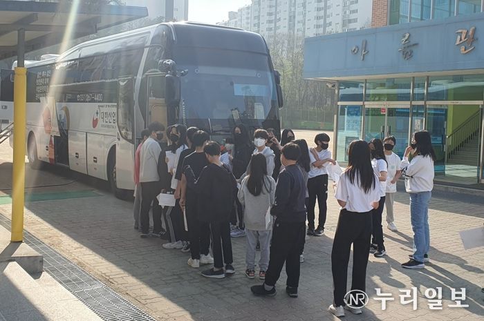 2023 학생의 건강한 성장을 지원하는 학생건강검사