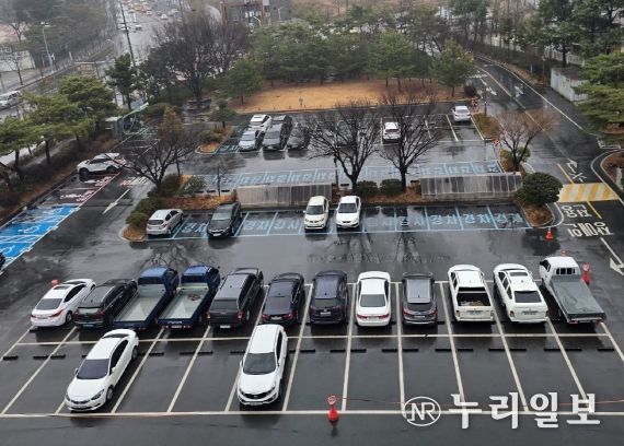 대구교통공사 본사 주차장 전경 사진