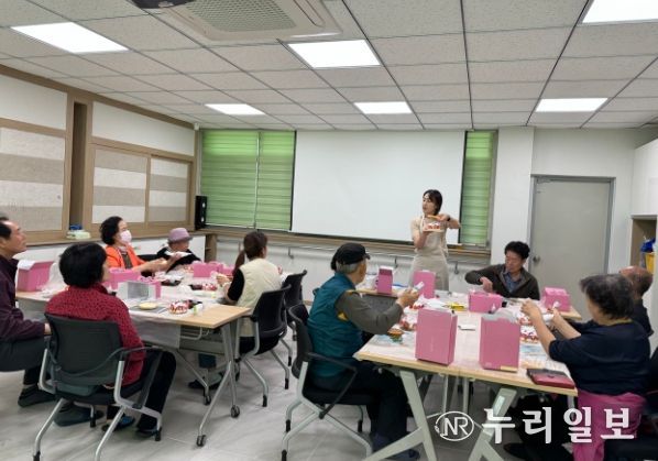 찾아가는 치매예방 및 인지강화 교실