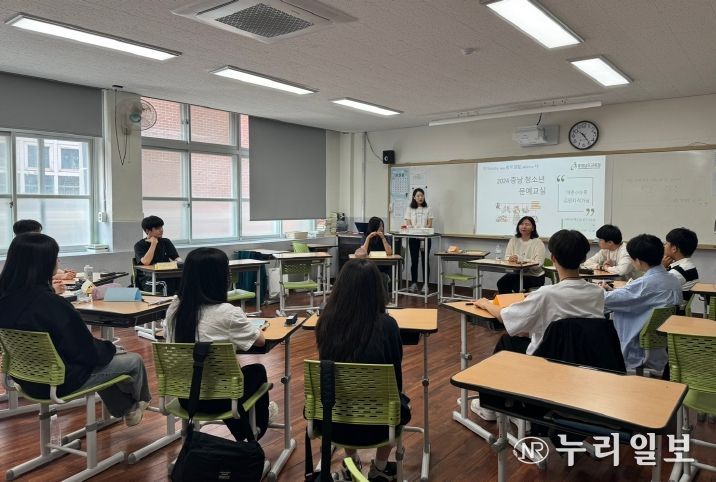 충남교육청, 학생 주도성 함양을 위한 충남 청소년 문예교실 운영