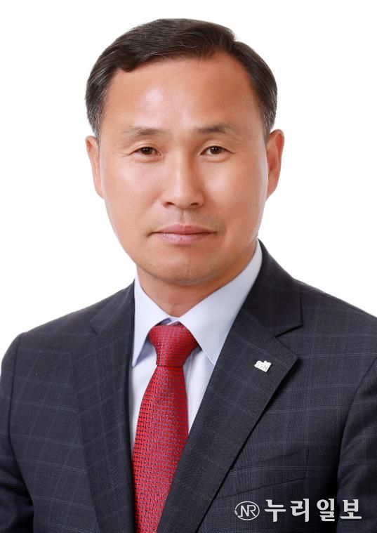 충남도의회는 윤희신 의원