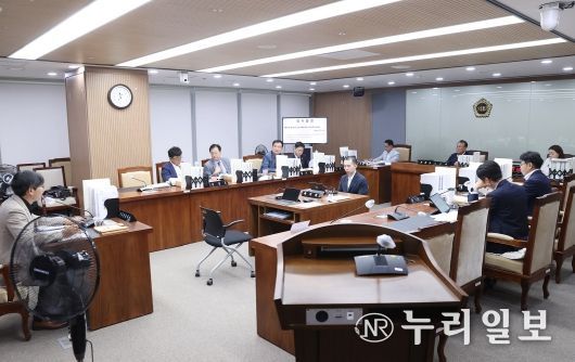 충남도의회 복환위, 12대 전반기 마지막 결산안 심의 ‘효율적 재정운영’ 강조