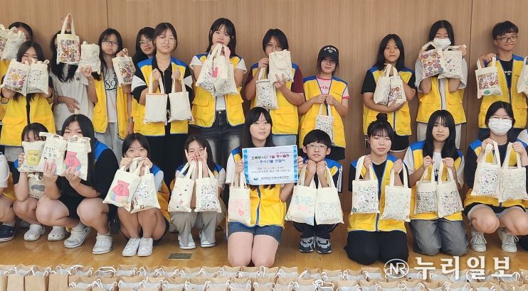 추석맞이 취약계층 어르신을 위한 선물꾸러미 전달