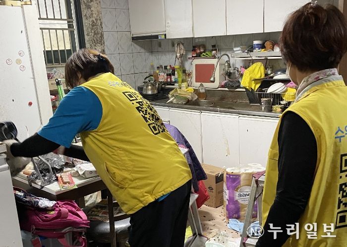 장안구 연무동, 주거환경 취약 가구를 위한 ‘클린케어 사업’ 실시