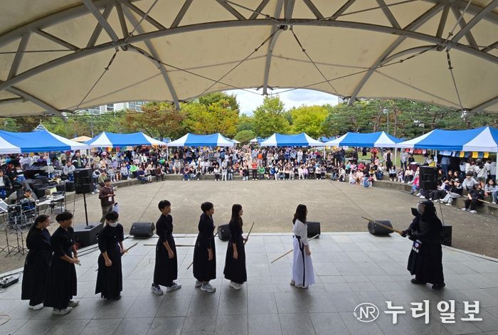 군포의왕교육지원청 제15회 행복마을잔치 성황리 종료, 청소년 주도의 대표적인 지역 축제로 자리매김