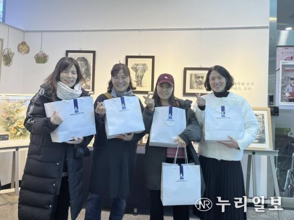 수원시 권선구 호매실동 지역사회보장협의체, 사랑의 과일꾸러미 전달