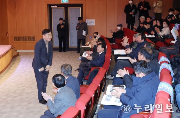 김관영 전북도지사, 농업인들과 영농 애로 해소 위한 소통