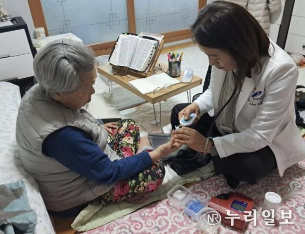 안산시, 65세 이상 어르신 대상 방문 건강 관리 서비스 연중 신청 접수