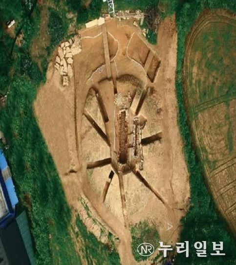 남원 유곡리와 두락리 고분군 정비사업