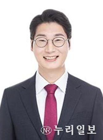 청소년 도박, 방치하는 순간 우리 미래가 무너져 송현준 부산시의원, 청소년 도박 중독 문제 해결을 위한 강력한 대책 촉구