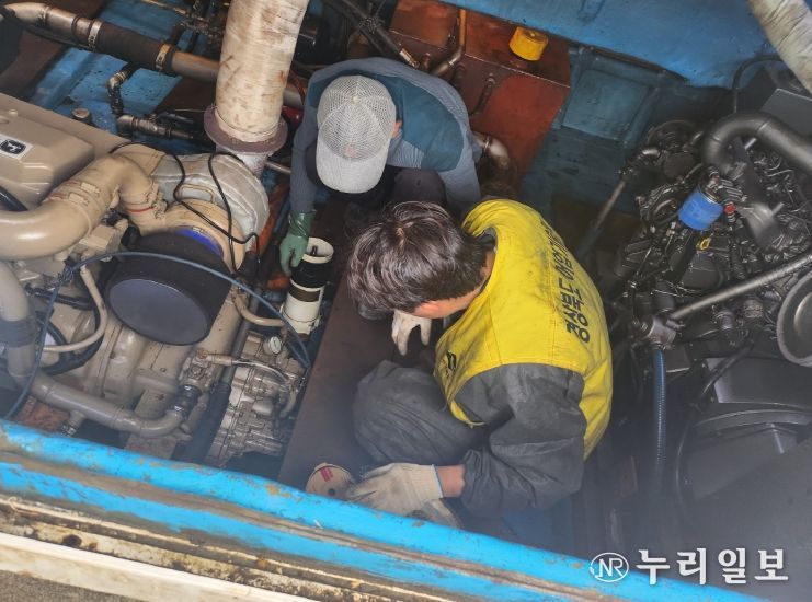 경북도, 어업용 기자재 이동수리소 운영 어선 안전 지킴이 역할 톡톡