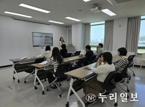 시흥시, 민원 서비스 혁신 위한 친절 교육 진행