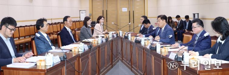 ‘AI산업 대전환 본격 시동’ 전북 인공지능산업 육성위원회 출범