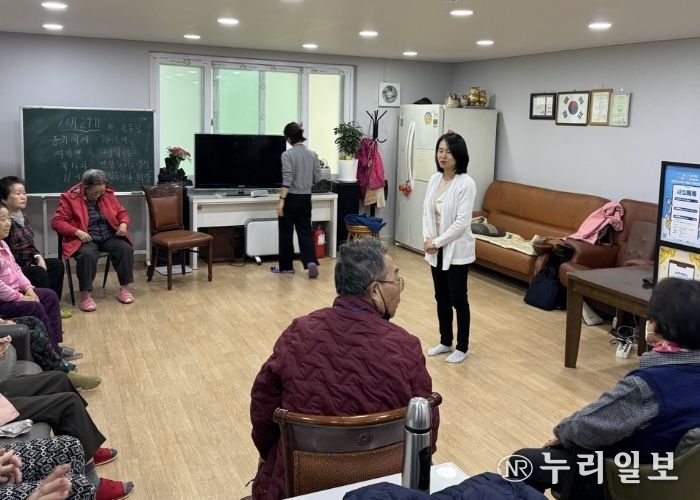 수원시 장안구 정자1동, 디지털 취약계층을 위한 새빛톡톡 홍보 실시