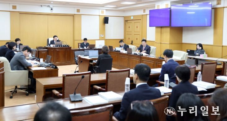 산업건설위원회 행정사무감사