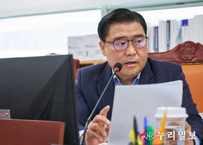 경기도의회 문화체육관광위원회 이한국 의원(국민의힘, 파주4)