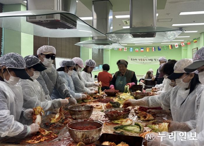 신장1동 주민자치회, ‘우리의 전통․발효 음식 체험 및 나눔’ 7차 행사 개최