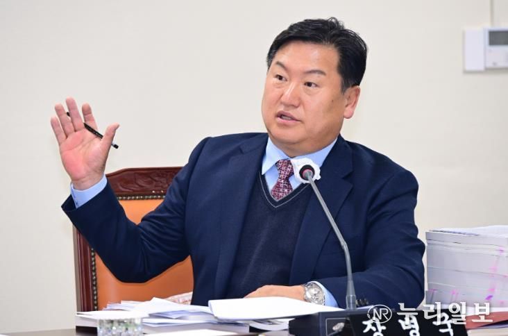 장병국 경상남도의원, “교육청 특별교육재정수요지원비는 ‘깜깜이 쌈짓돈’…의회 예산 심의권 무력화 우려”
