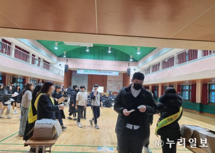 연천교육지원청, 교육환경보호구역 제도 및 마약예방 홍보 캠페인 실시