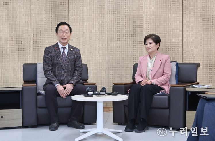 경북교육청, 대구?경북 행정통합 관련 교육 현안 정책 협의(교육자치 보장·교육재정 안정성 등 교육 분야 공통 입장 논의)