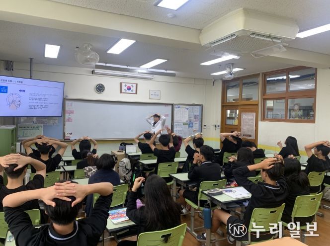 청소년 몸튼튼 한의약건강교실 운영 모습