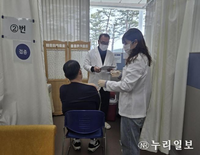 용인특례시가 대상포진 예방접종 대상을 지역에 1년 이상 거주한 65세이상 어르신으로 확대할 방침이다.