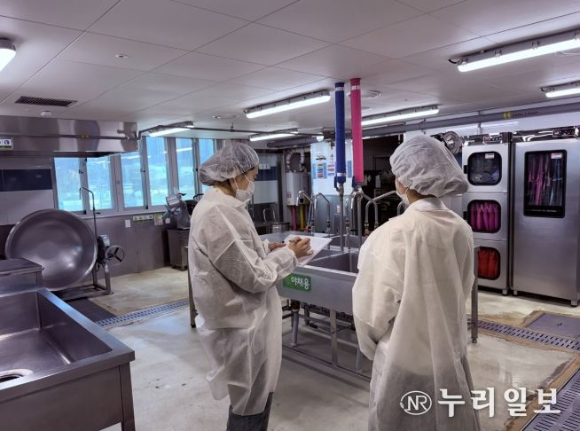 광주시, 신학기 맞아 학교·유치원 급식소 합동점검 실시