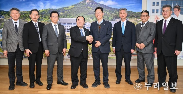 일본 히로시마현 의회 의장단 방문