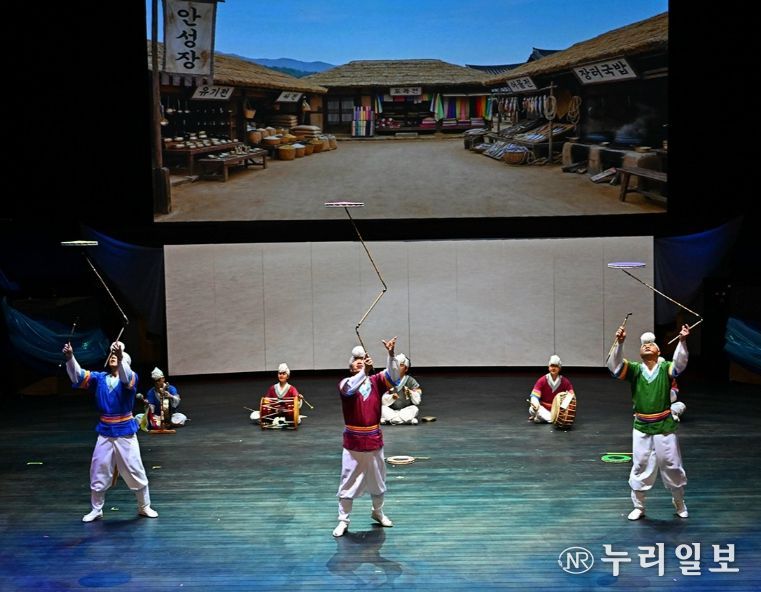 안성시립 남사당바우덕이 풍물단, 상설공연 '안성남사당 곰뱅이텄다' 개막