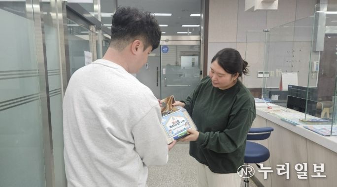 수원시 권선구 권선2동 지역사회보장협의체, 2026년 저소득 출산가정 선물지원 사업 추진